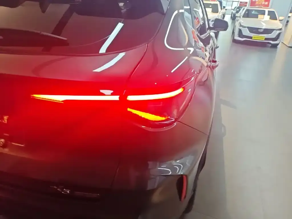 Changan X5 PLUS — фото 2
