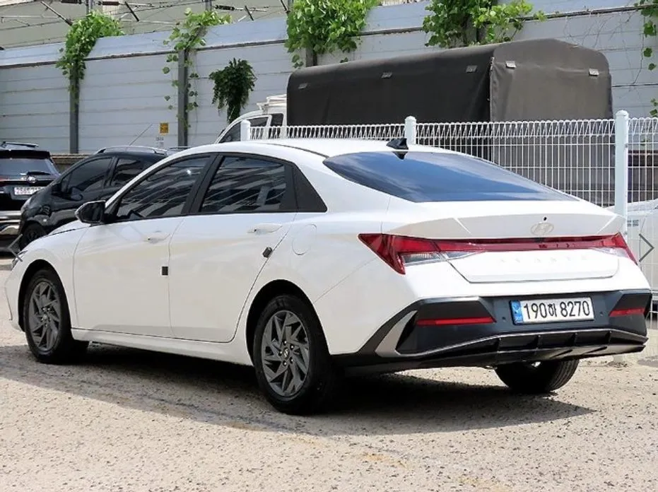Hyundai AVANTE — фото 7