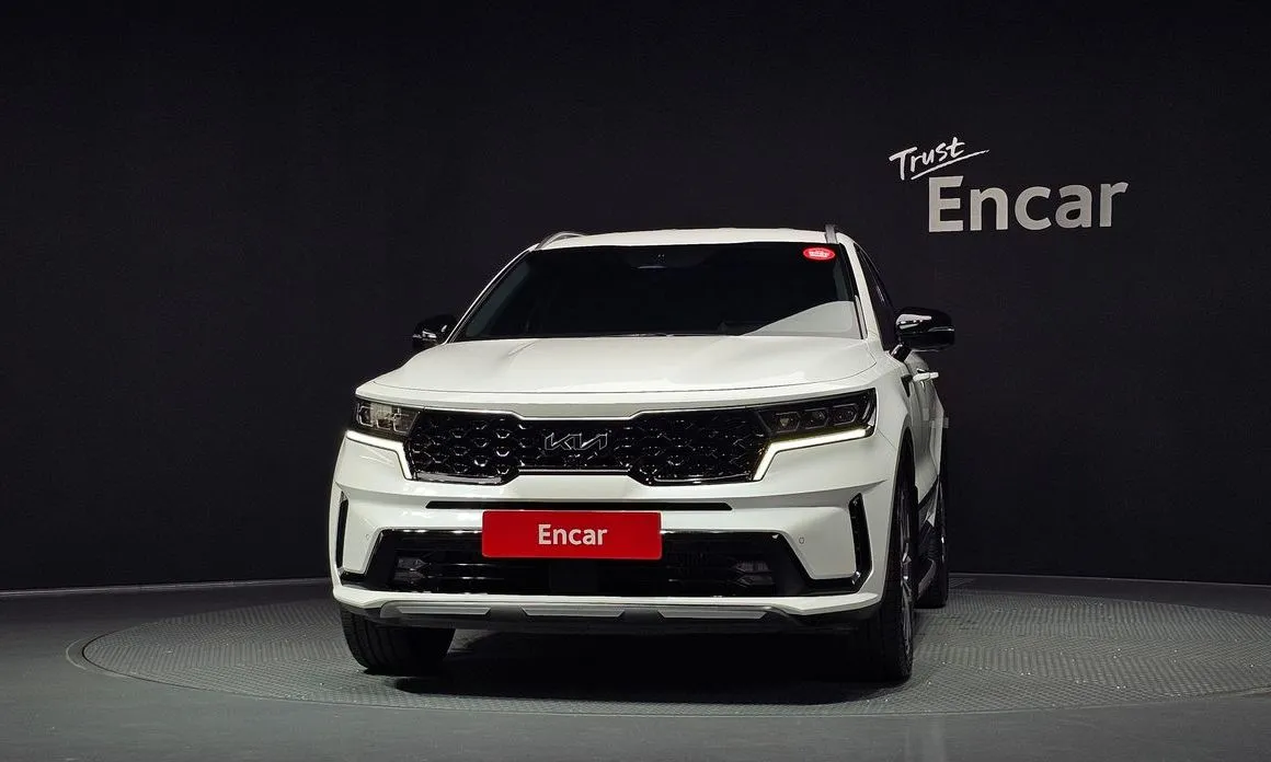 Kia Sorento — фото 6