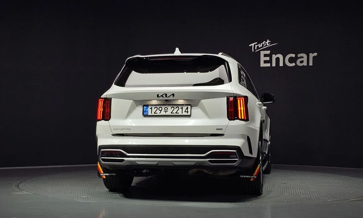 Kia Sorento — фото 3
