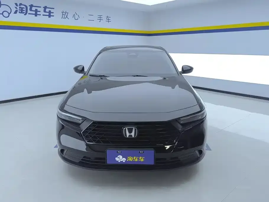 Honda Accord — фото 9