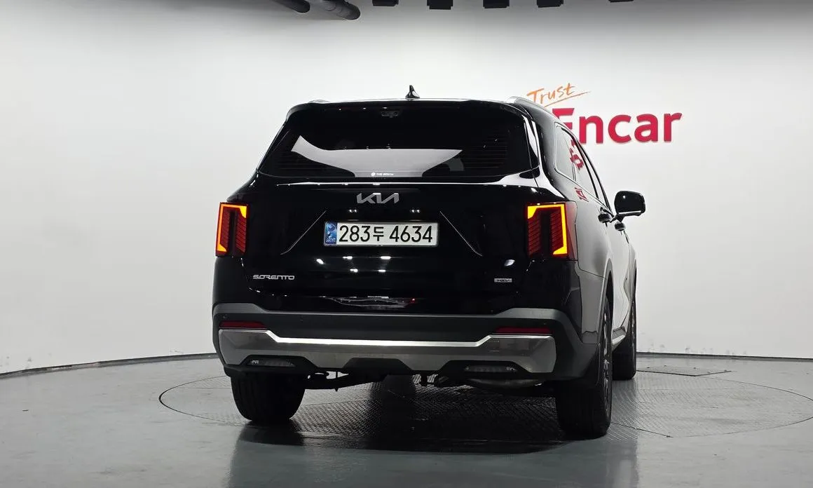 Kia Sorento — фото 6