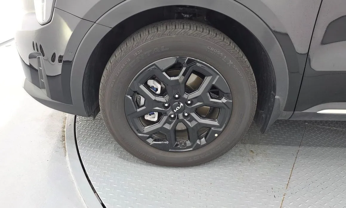 Kia Sorento — фото 9