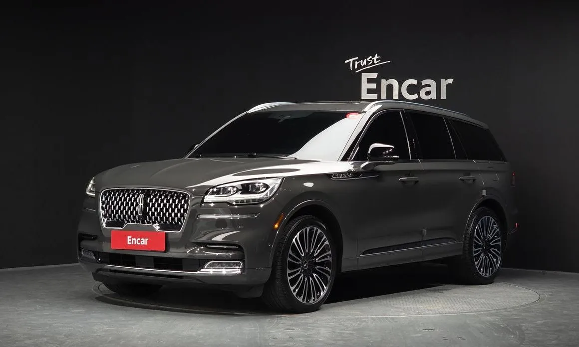 Lincoln Aviator — фото 1