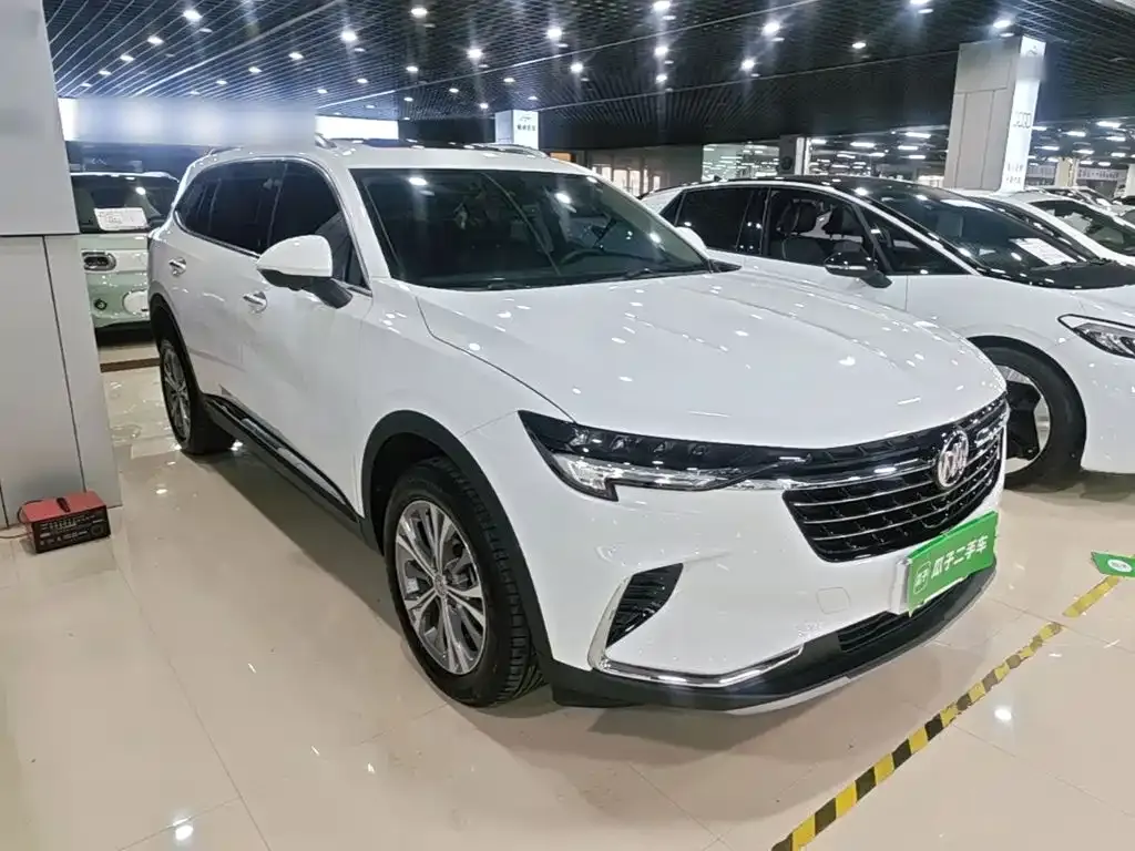 Buick Envision Plus — фото 2