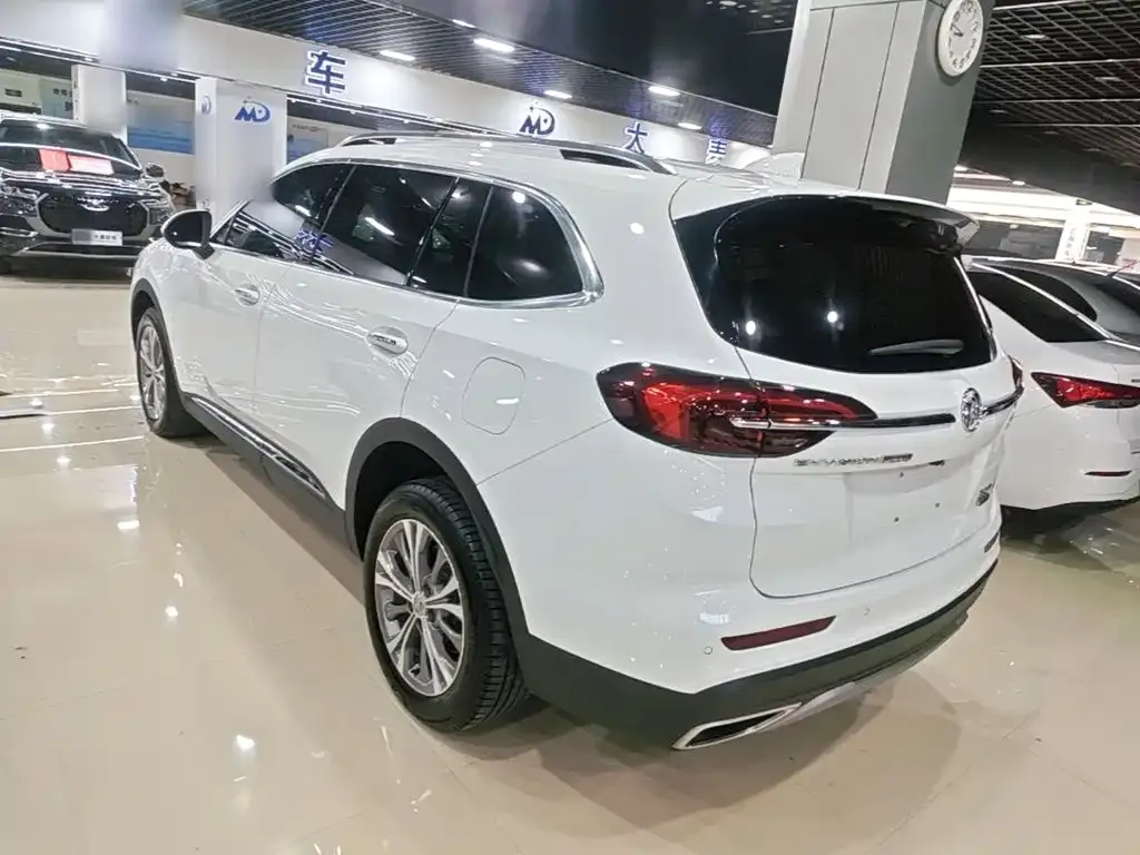 Buick Envision Plus — фото 9