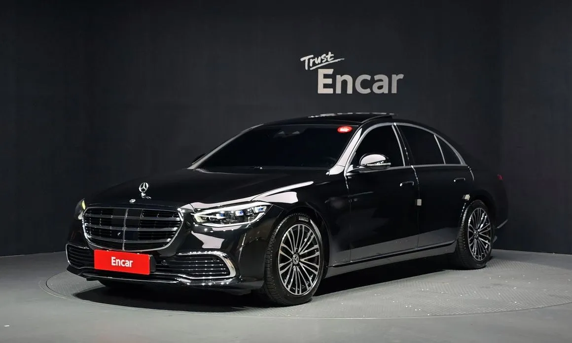 Mercedes-Benz S-Class — фото 1
