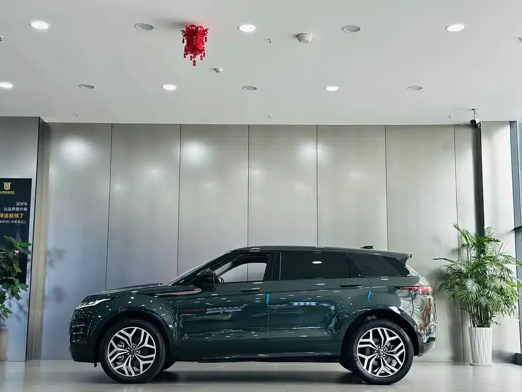 Land Rover Evoque — фото 4