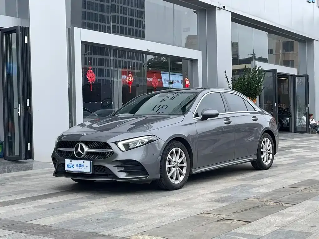 Mercedes-Benz A-Class — фото 1