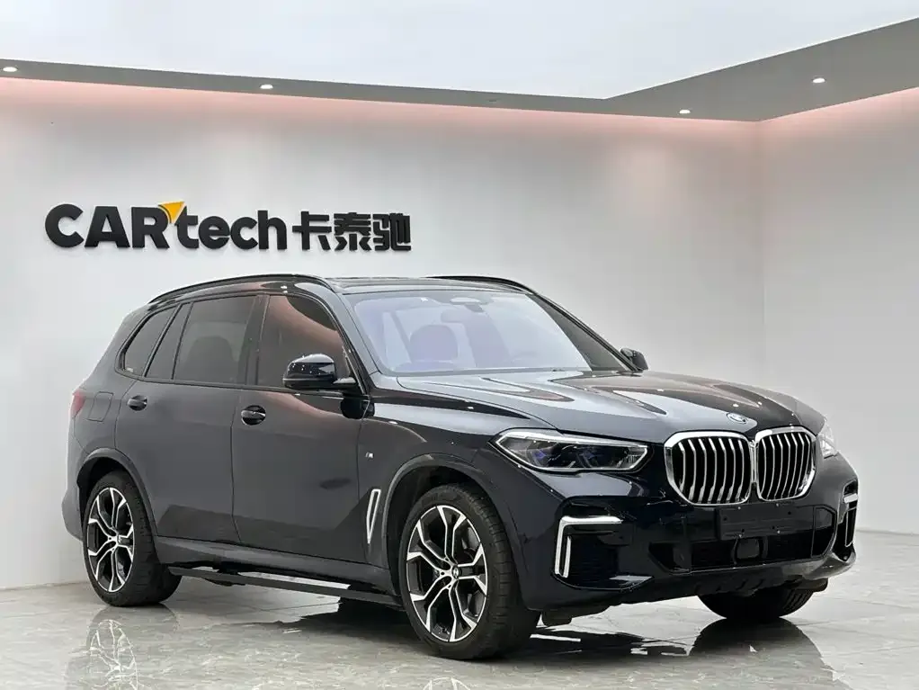 BMW X5 — фото 10