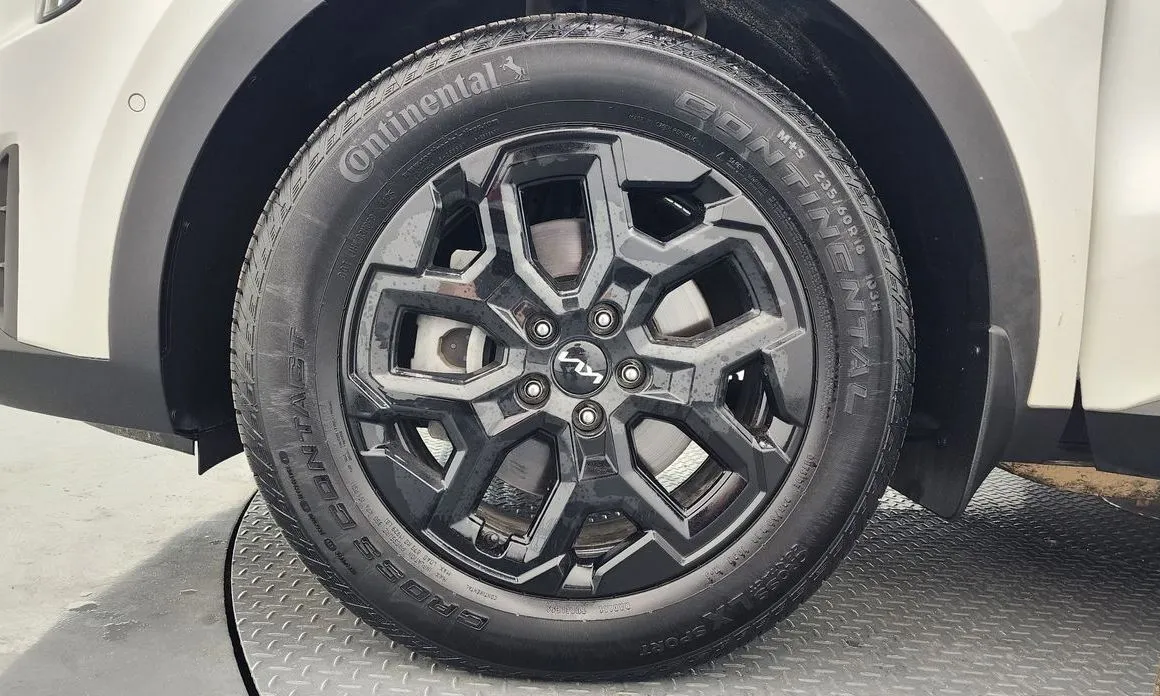 Kia Sorento — фото 8