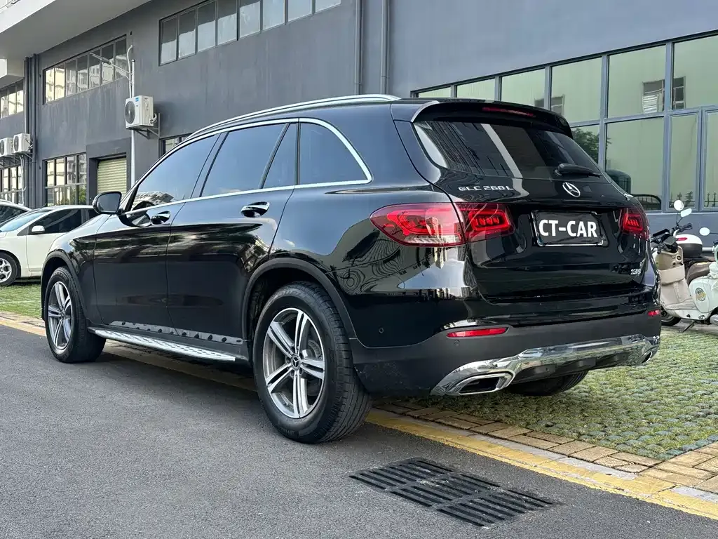 Mercedes-Benz GLC — фото 10