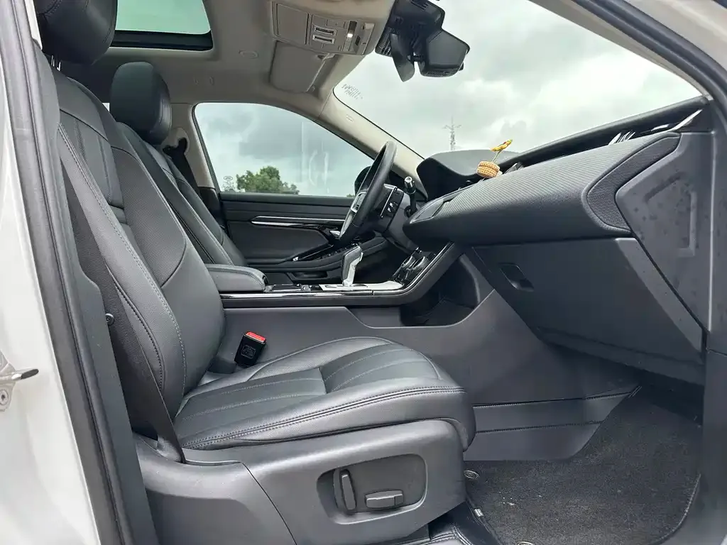 Land Rover Evoque — фото 3