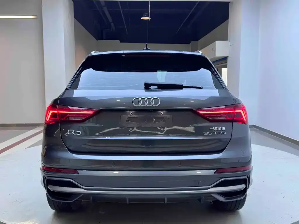 Audi Q3 — фото 4