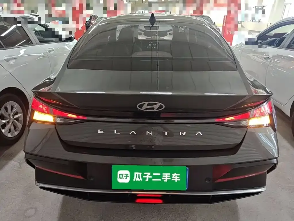 Hyundai Elantra — фото 9