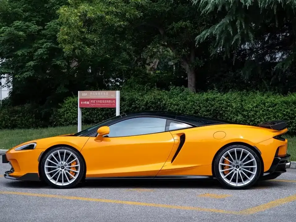 McLaren GT — фото 10
