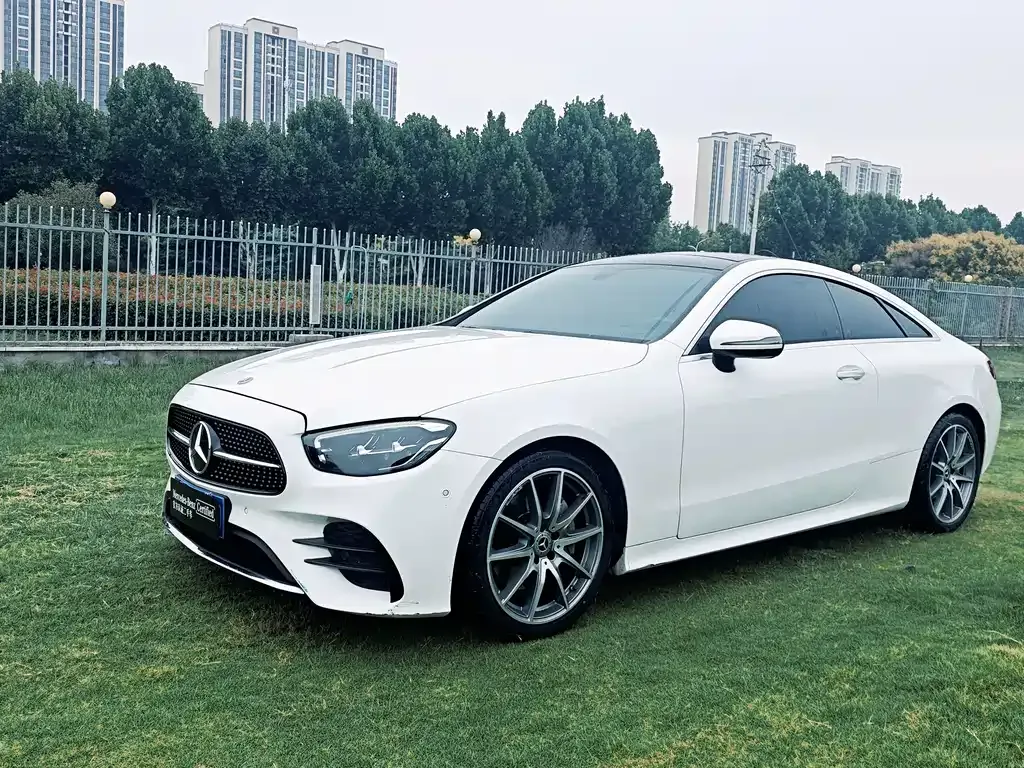 Mercedes-Benz E-Class (Import) — фото 1