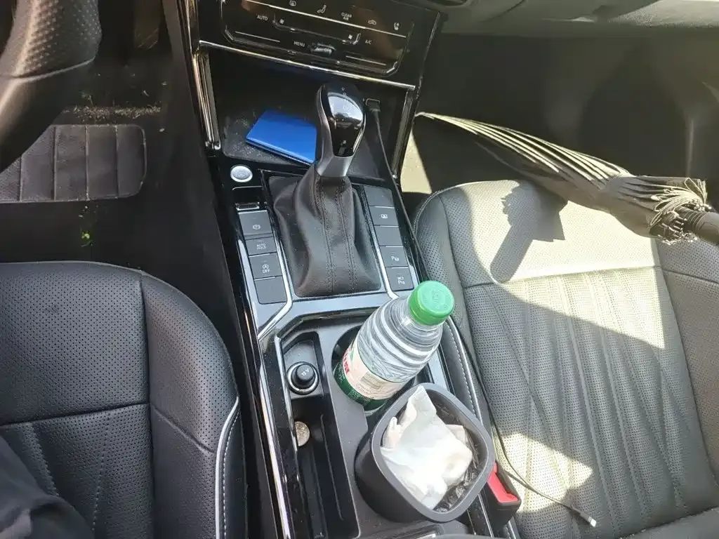 Volkswagen Passat — фото 10