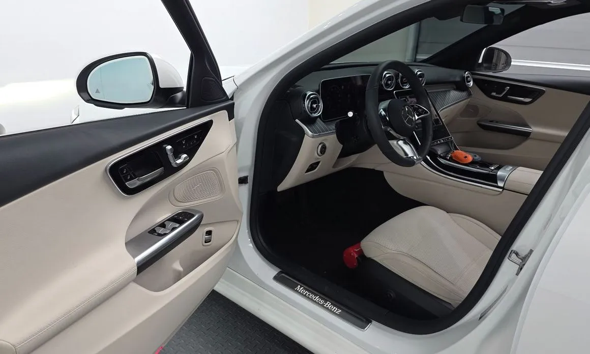 Mercedes-Benz C-Class — фото 10