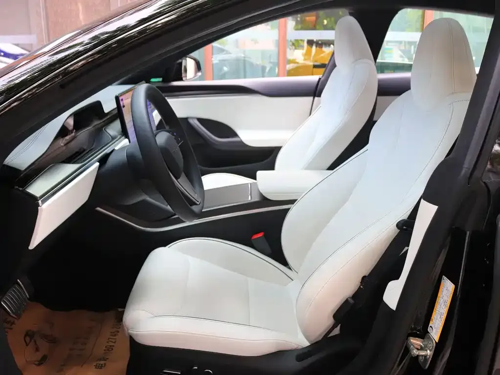 Tesla Model S — фото 8