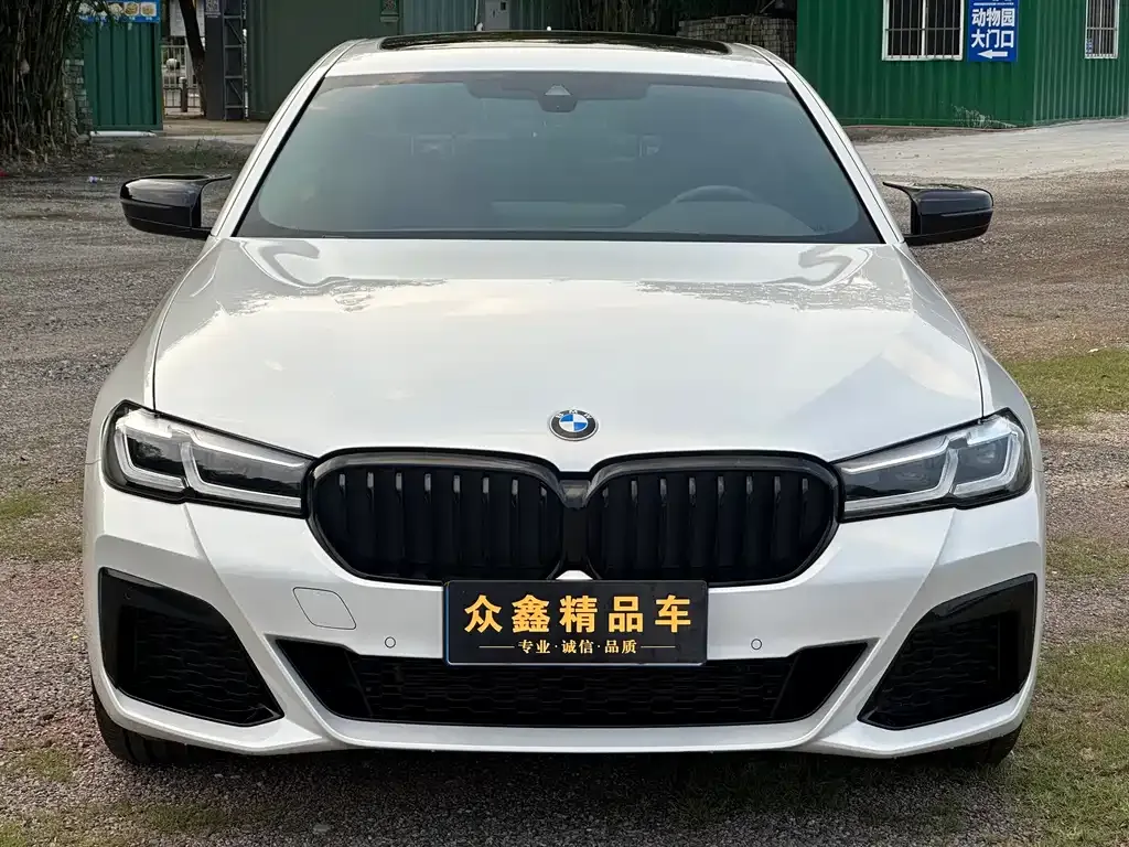 BMW 5 Series — фото 2