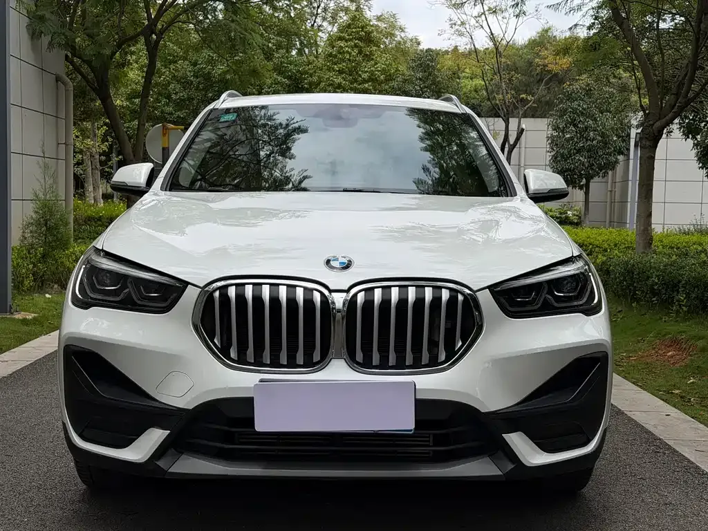 BMW X1 — фото 4
