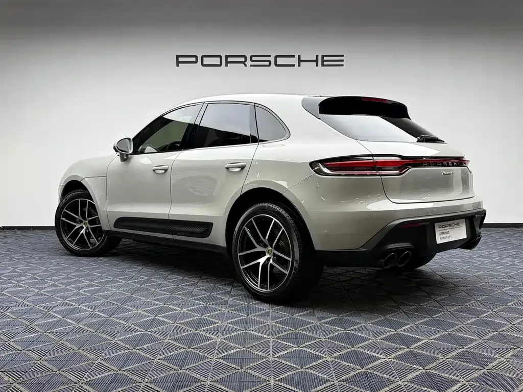 Porsche Macan — фото 7