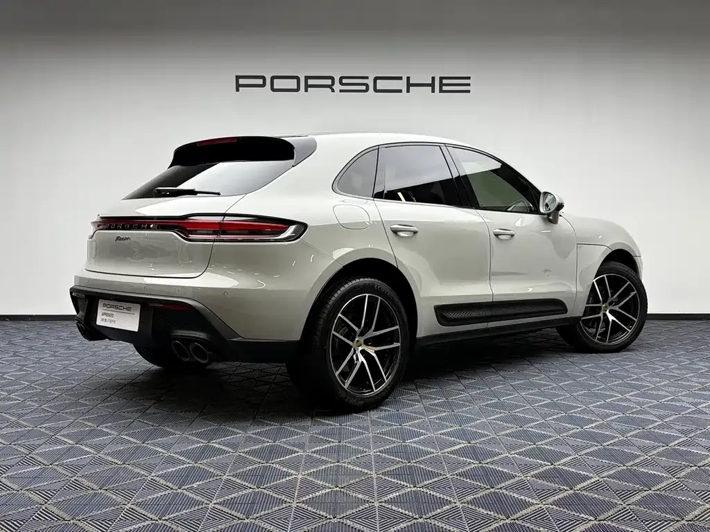 Porsche Macan — фото 6
