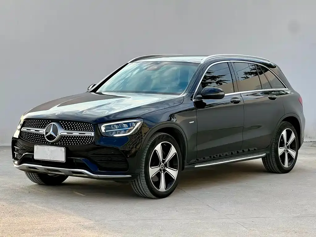 Mercedes-Benz GLC — фото 1
