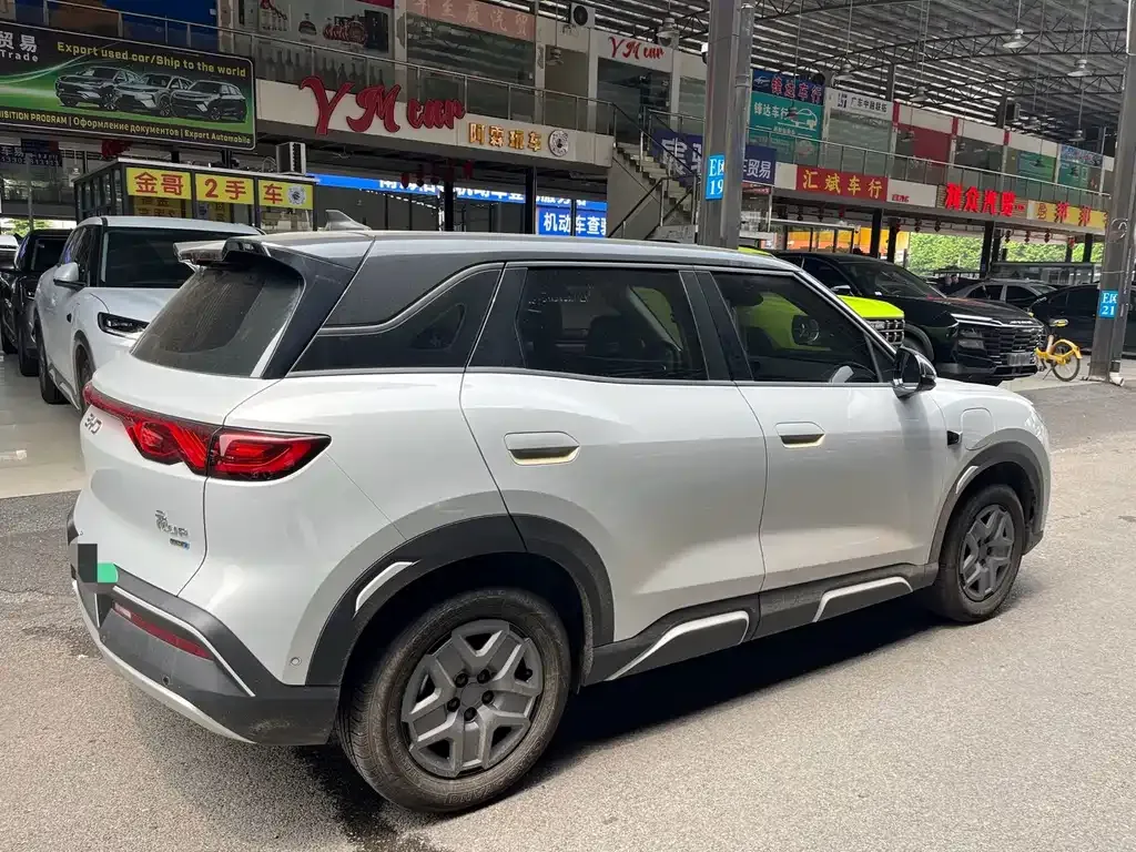 BYD Yuan UP — фото 10