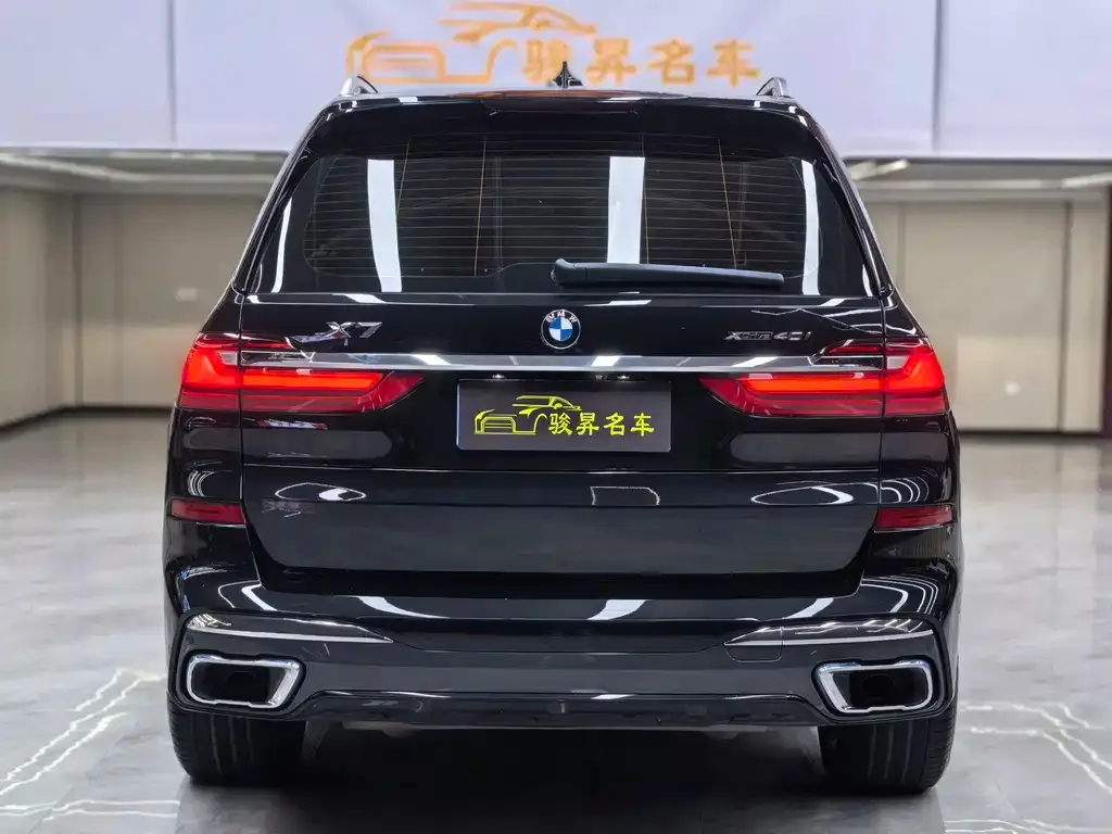 BMW X7 — фото 5