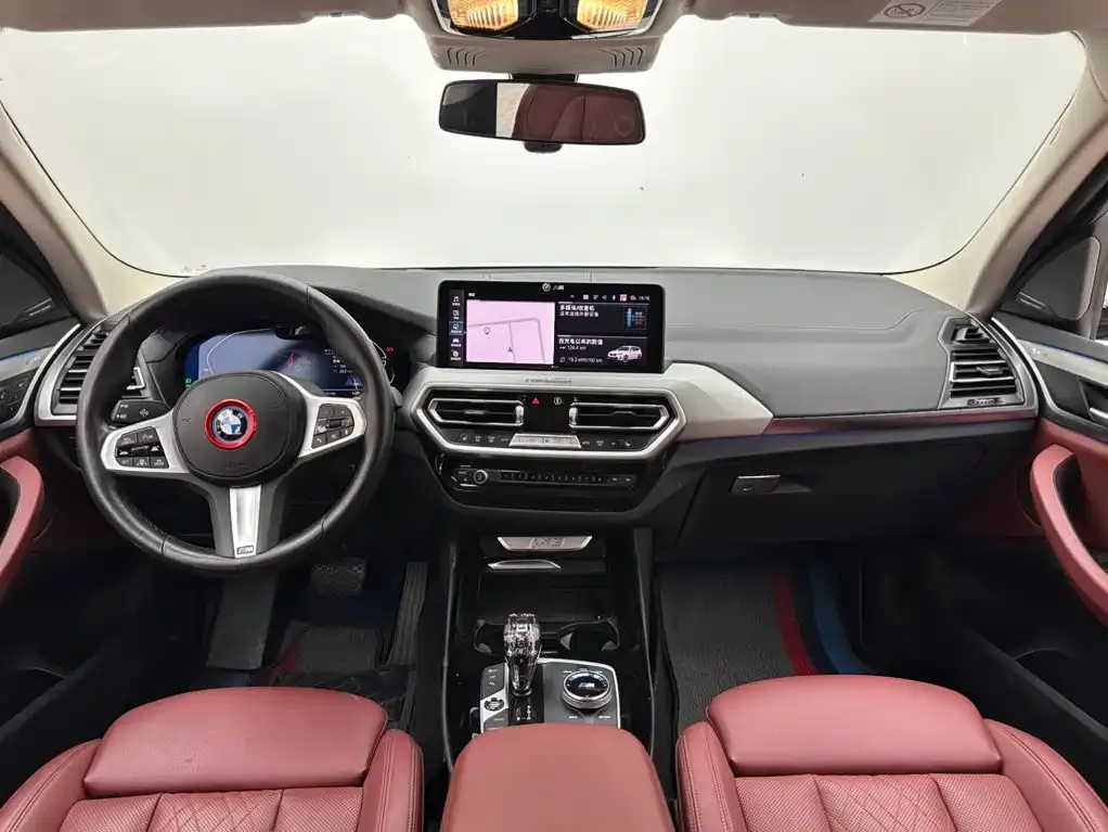 BMW iX3 — фото 4