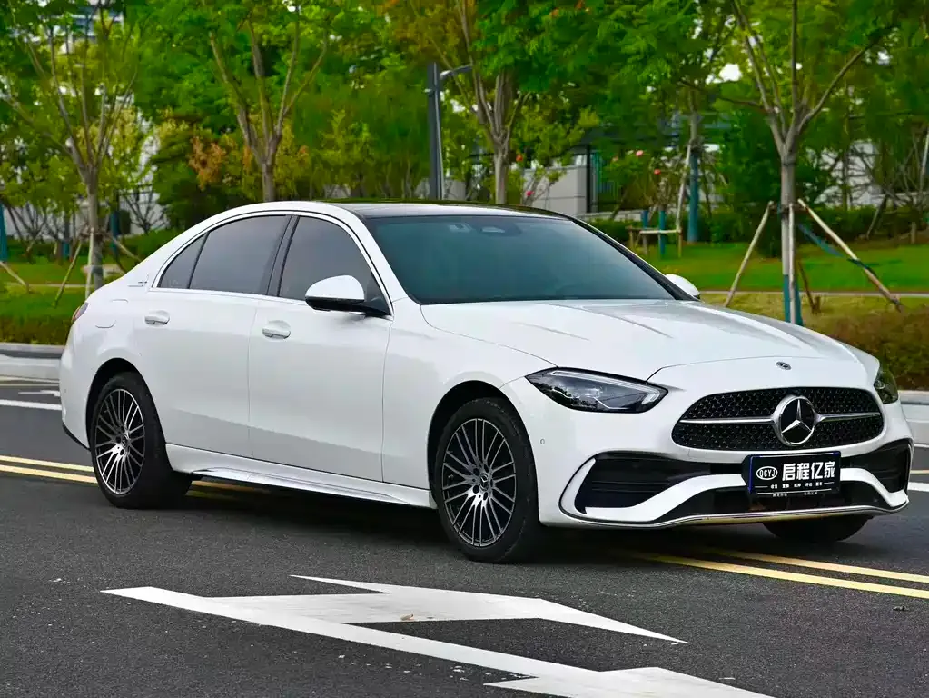 Mercedes-Benz C-Class — фото 6