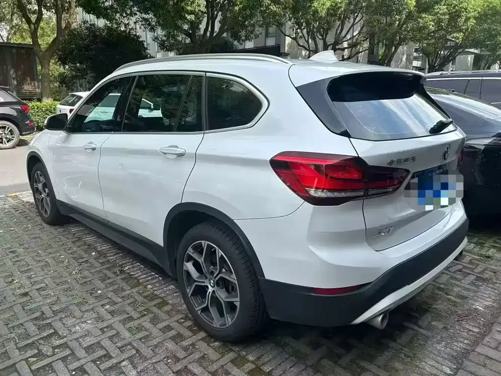 BMW X1 — фото 4