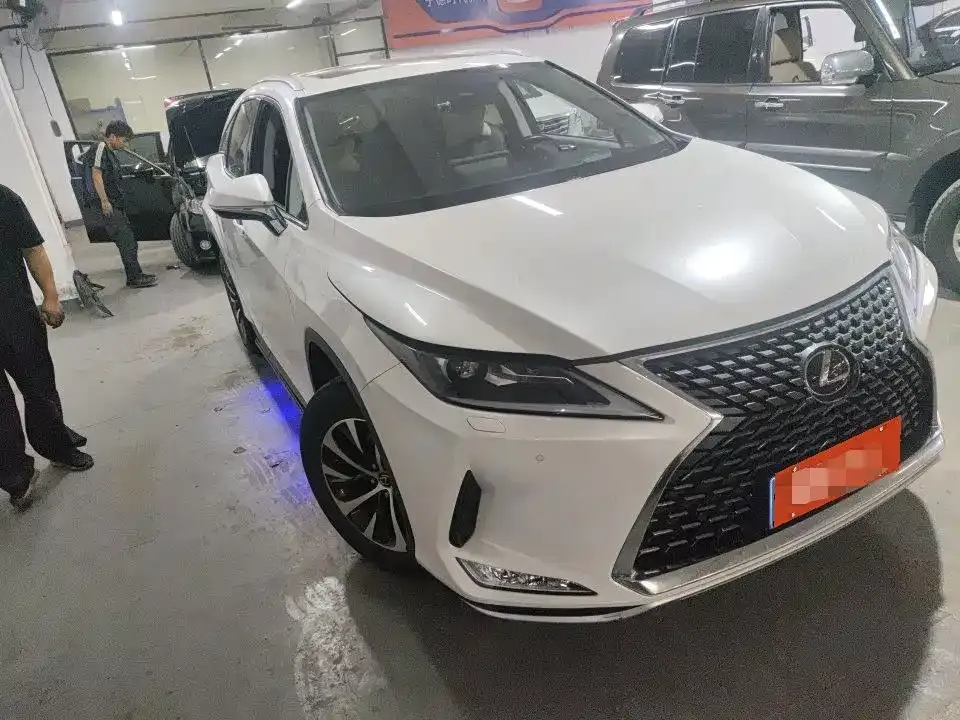 Lexus RX — фото 9