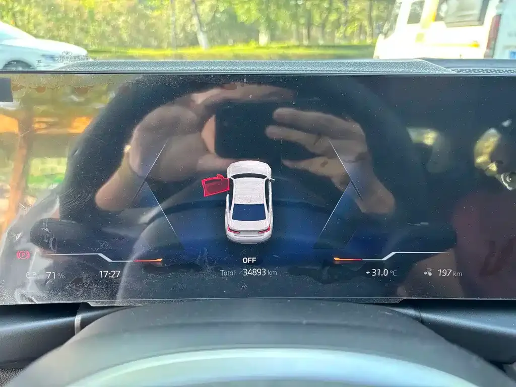 BMW i3 — фото 3