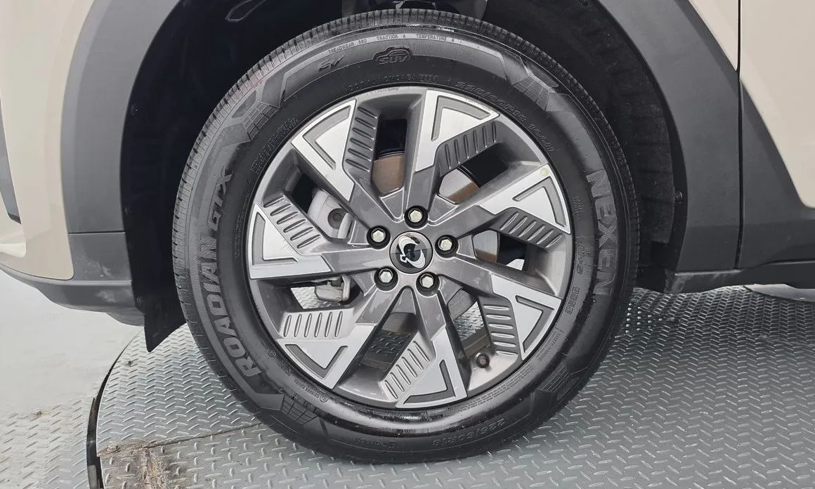 KG Mobility (Ssangyong) Torres — фото 4
