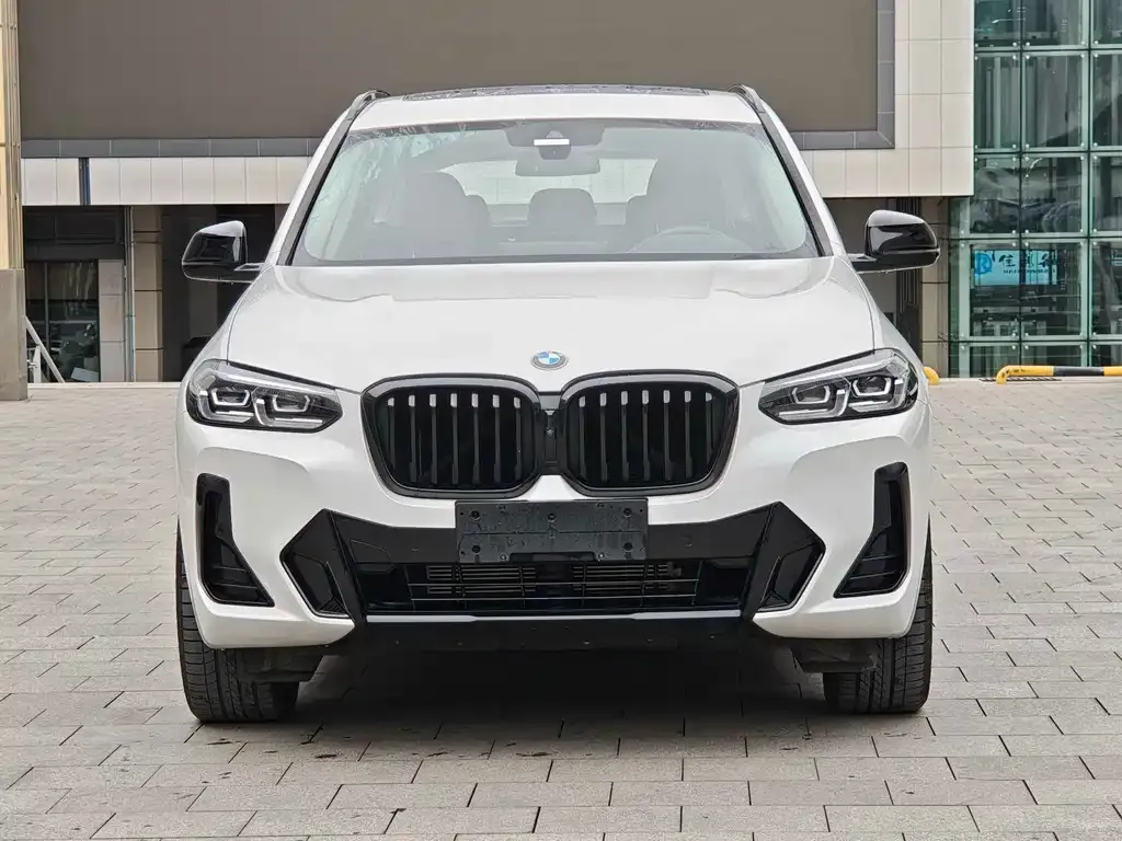 BMW X3 — фото 7