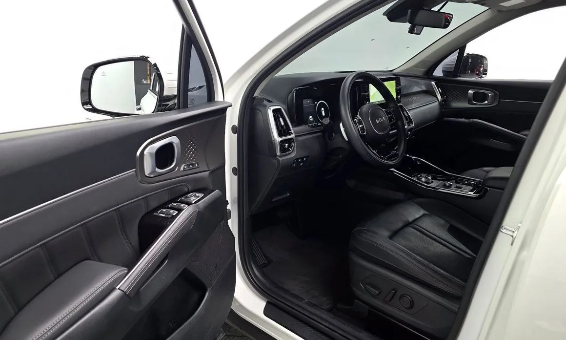 Kia Sorento — фото 6