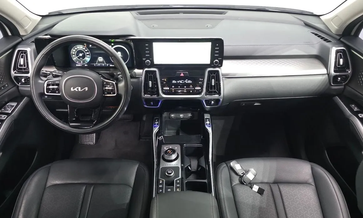 Kia Sorento — фото 8