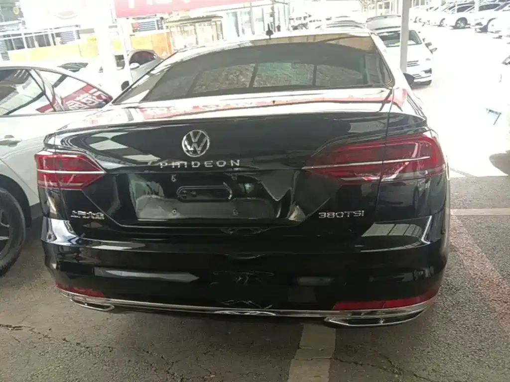 Volkswagen Phideon — фото 4
