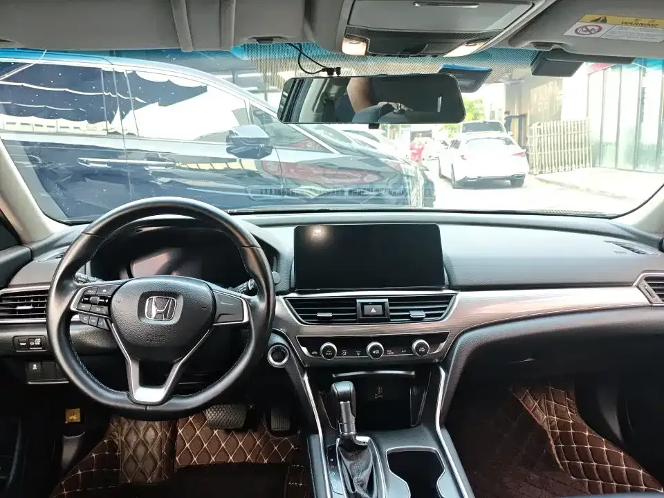 Honda Accord — фото 4