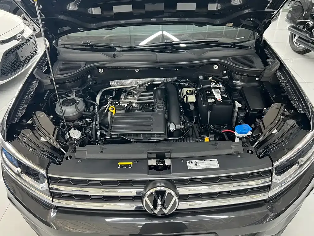 Volkswagen Tharu — фото 5