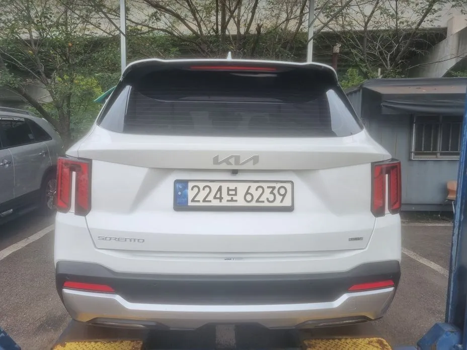 Kia Sorento — фото 6