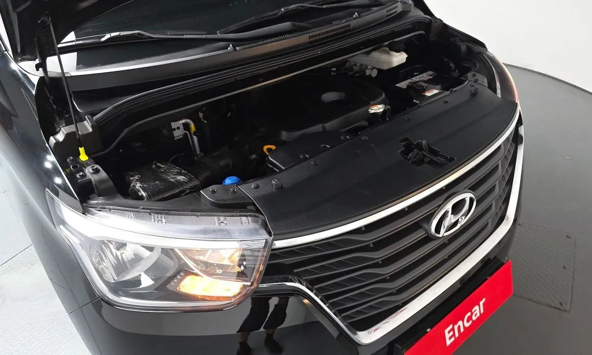 Hyundai Starex — фото 10