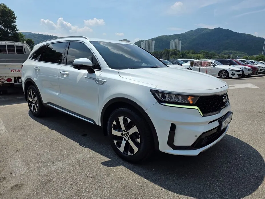 Kia Sorento — фото 5