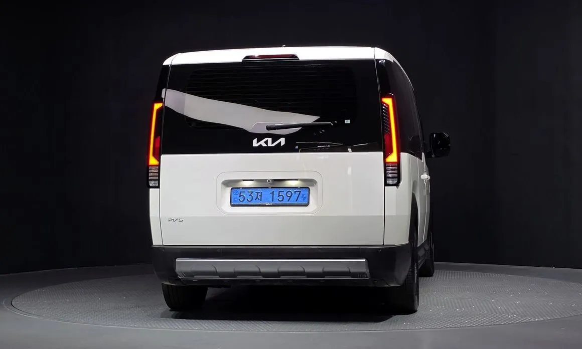 Kia PV5 — фото 4
