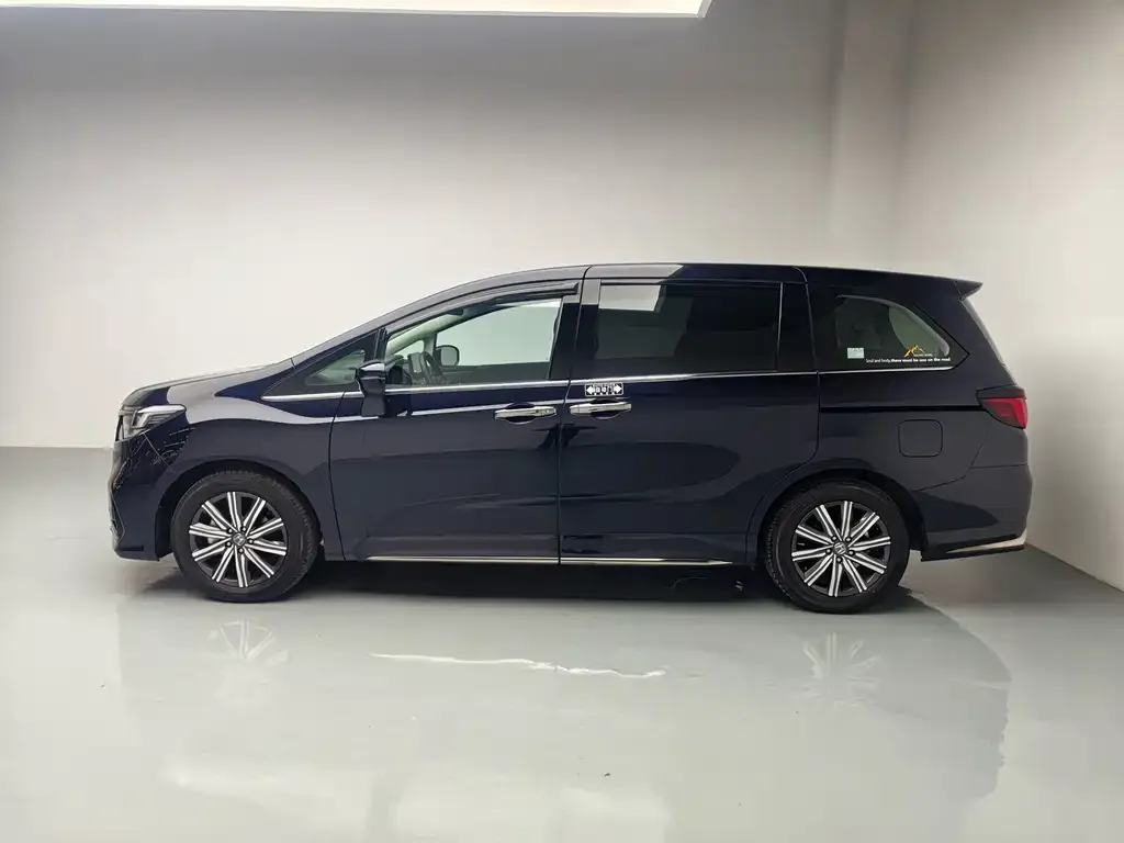 Honda Odyssey — фото 7