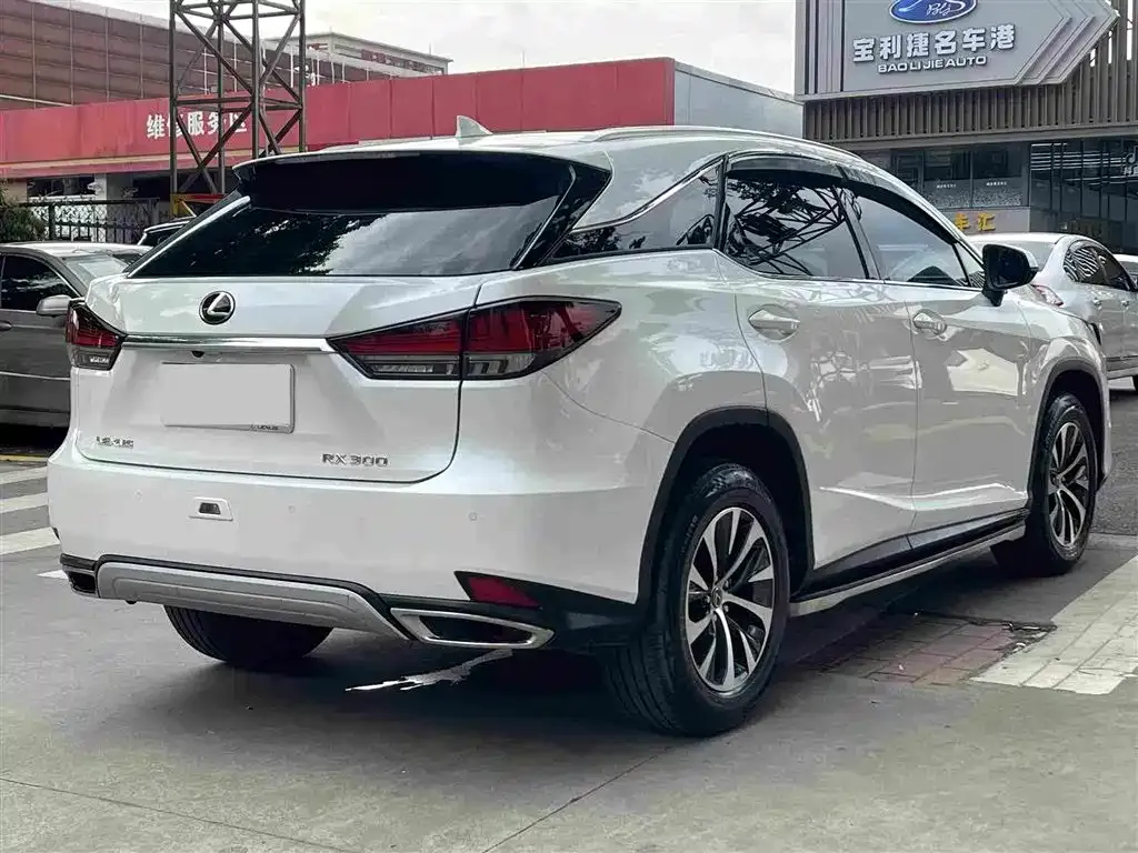 Lexus RX — фото 4