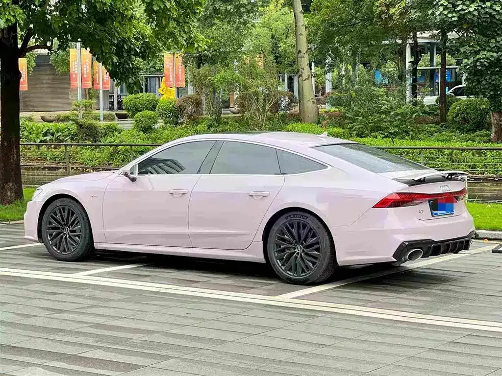 Audi A7 — фото 9